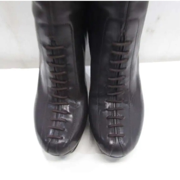 Yves Saint Laurent Espresso Heeled Boots - Picture 5 of 7